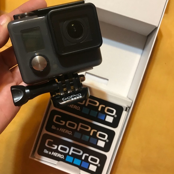 GoPro - Picture 4 of 5